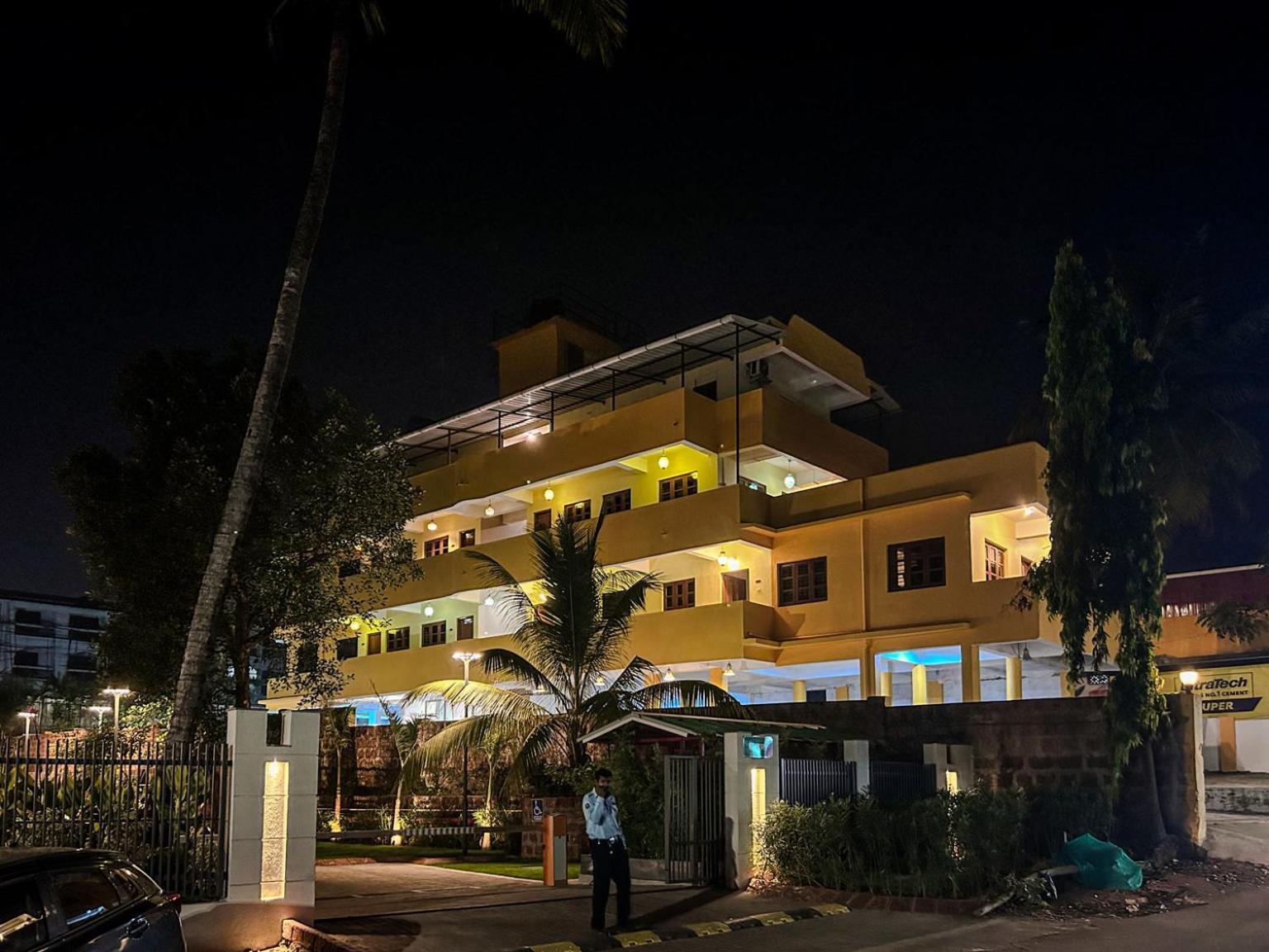 Hotel La Costa Residency Anjuna Exterior foto